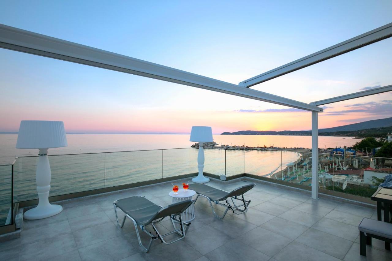 Mr & Mrs K Bianco Hotel Potos Exterior photo